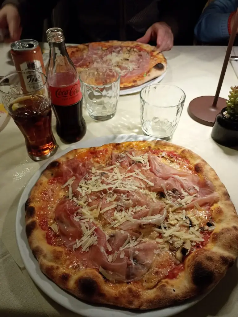 Trattorie and Restaurants