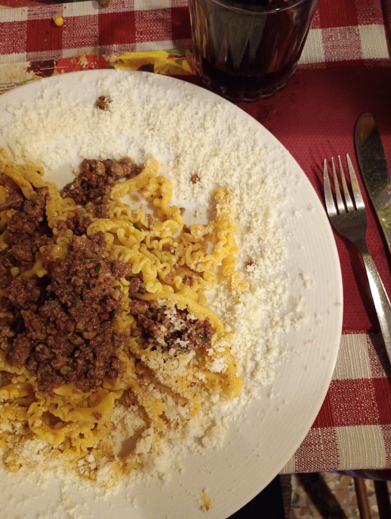 pasta osteria i colli piatto di pasta
